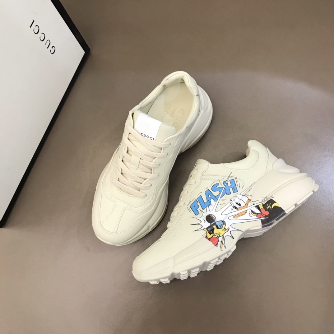 Gucci Disney Donald Duck Print Sneaker - 