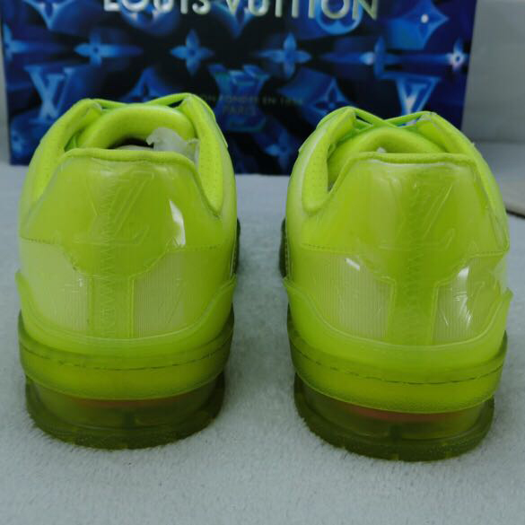 Louis Vuitton Trainer Sneaker - 