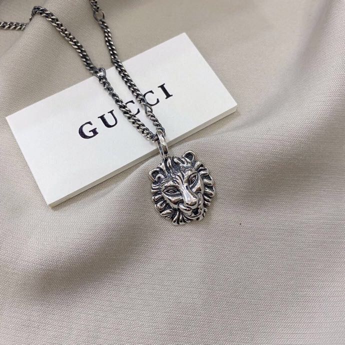 Gucci 925 Sterling Silver Lion Head Pendant - DesignerGu