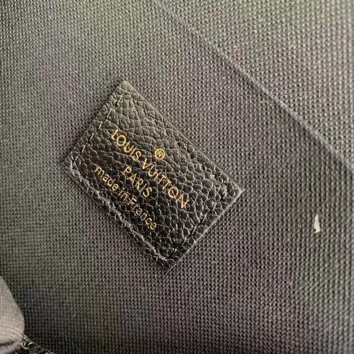 Louis Vuitton Monogram Shoulder Bag - 