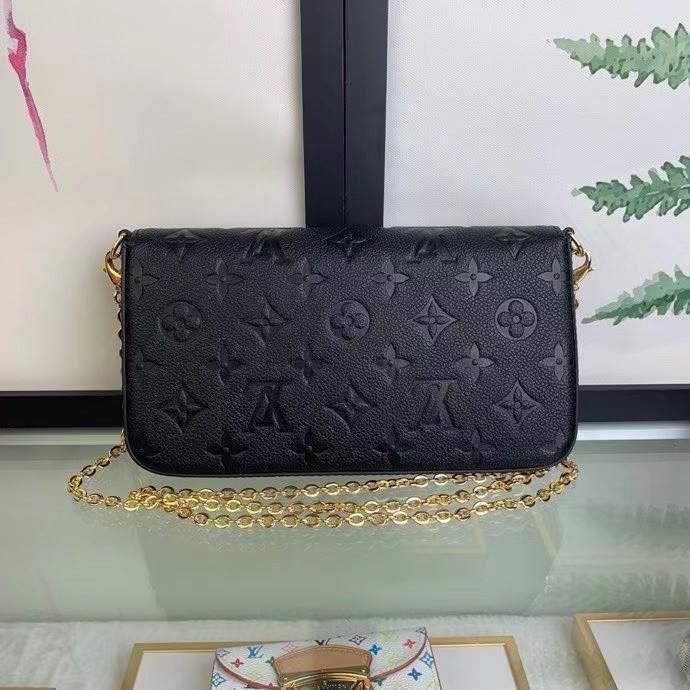 Louis Vuitton Monogram Shoulder Bag - 