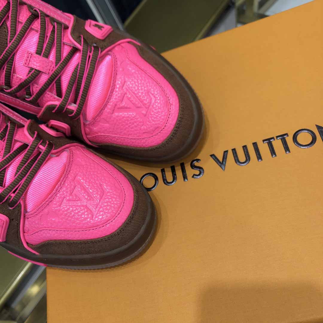 Louis Vuitton Trainer Sneaker Pink - 