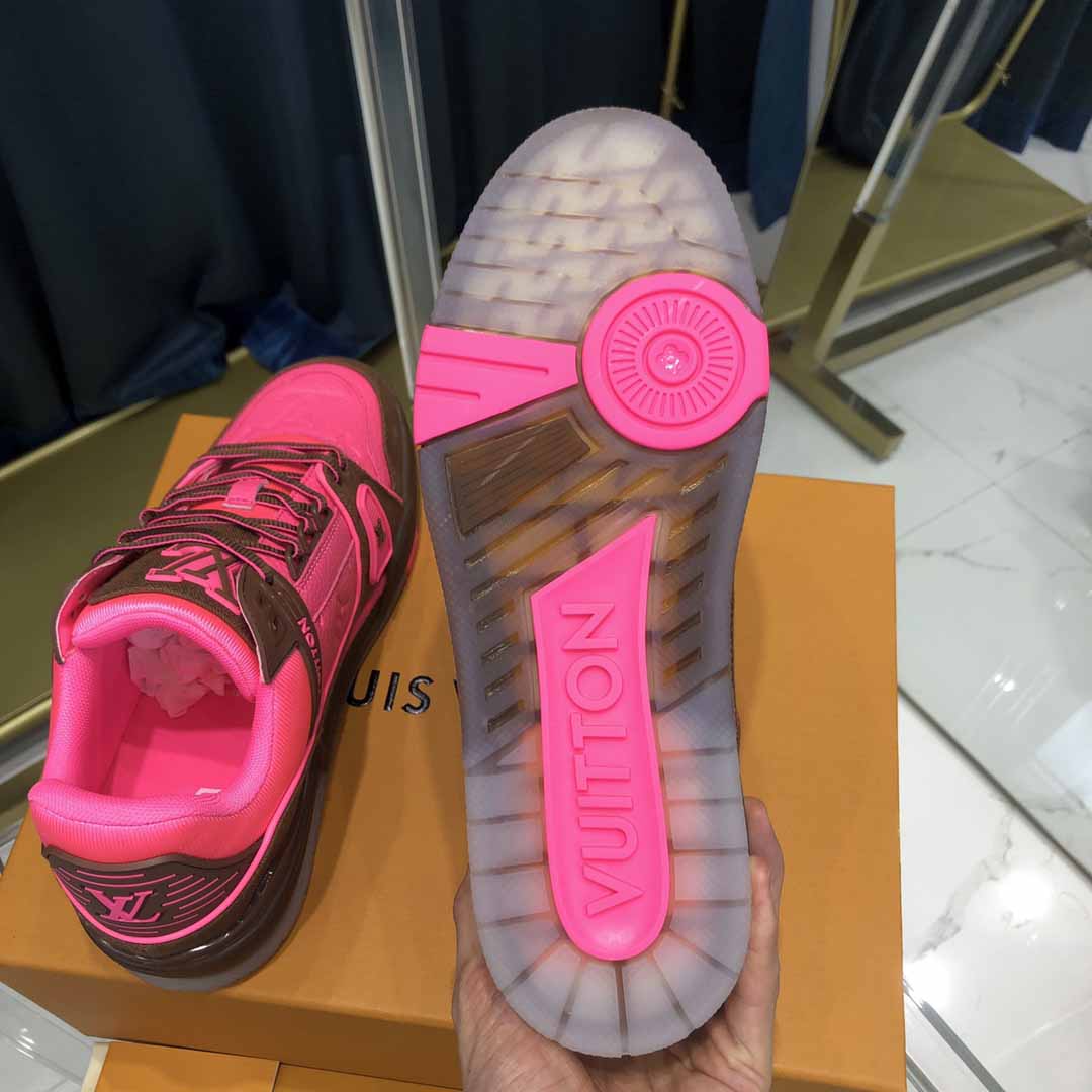 Louis Vuitton Trainer Sneaker Pink - 