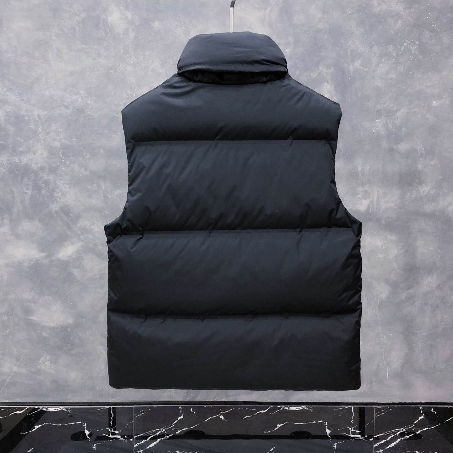 Prada Prada Logo Vest Jacket In Black - 