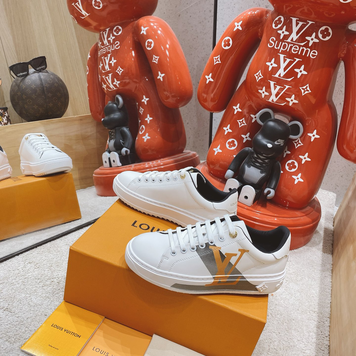 Louis Vuitton Logo Sneaker - 