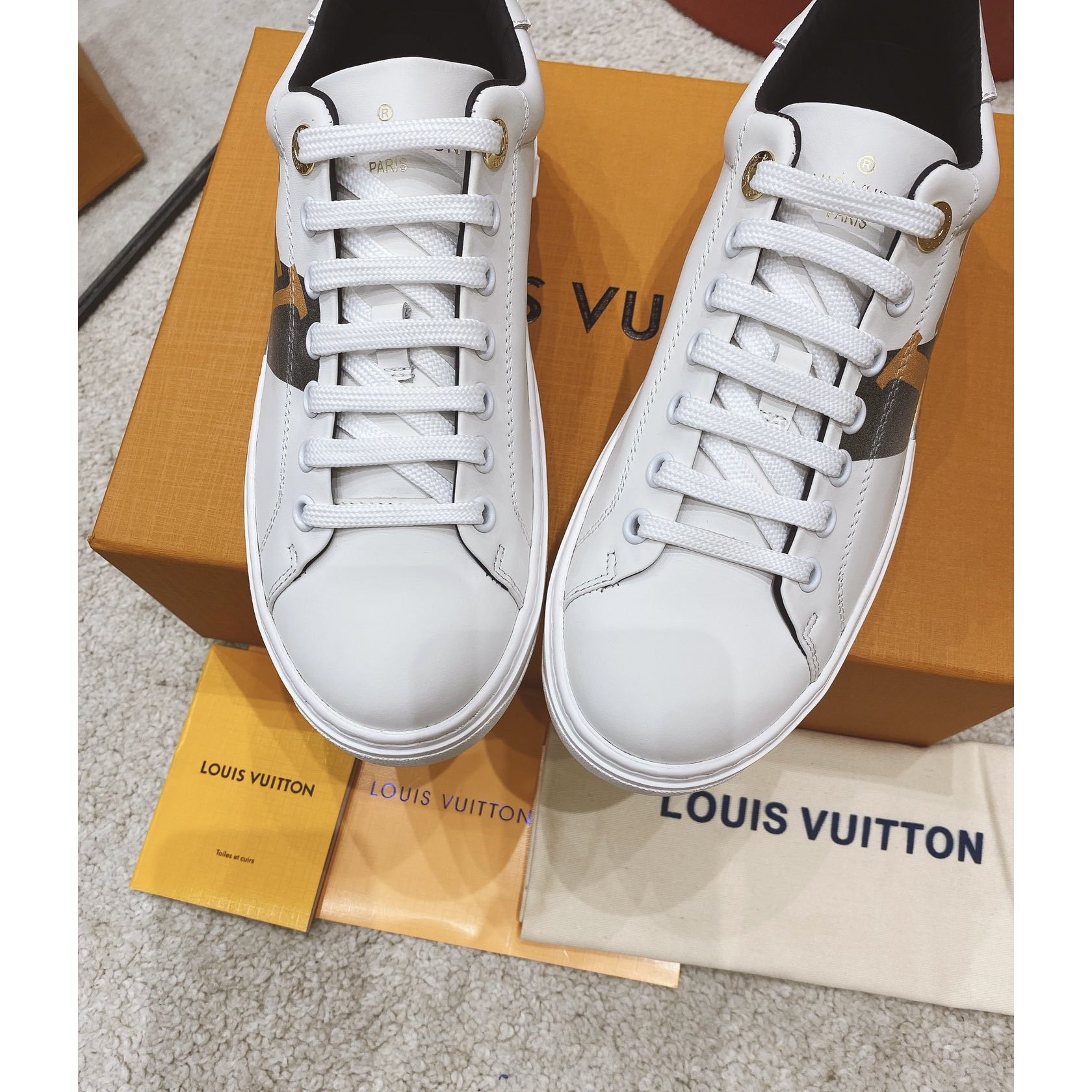 Louis Vuitton Logo Sneaker - 