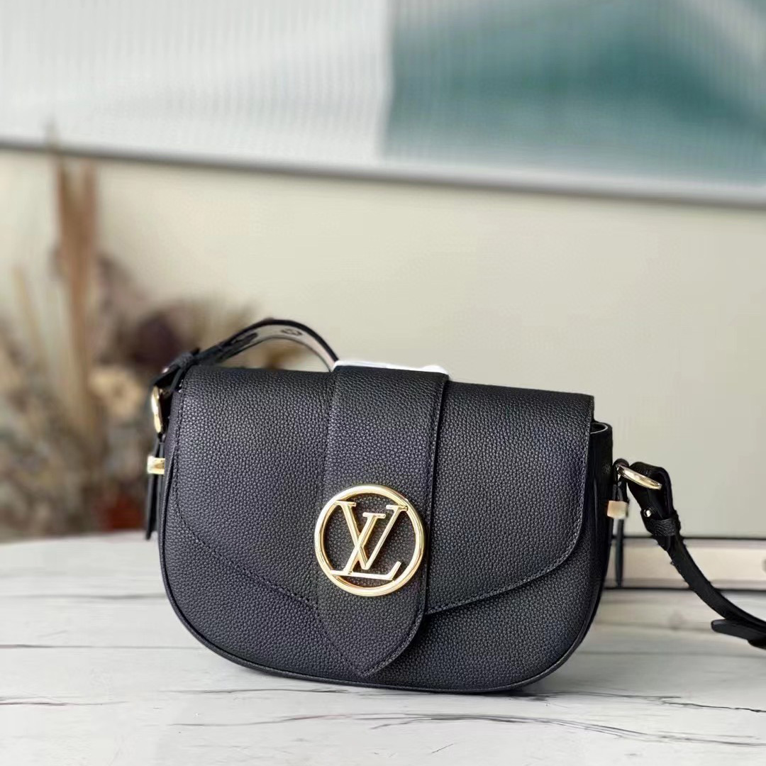 Louis Vuitton  Black Shoulder Bag （25-17.5-8CM） - DesignerGu