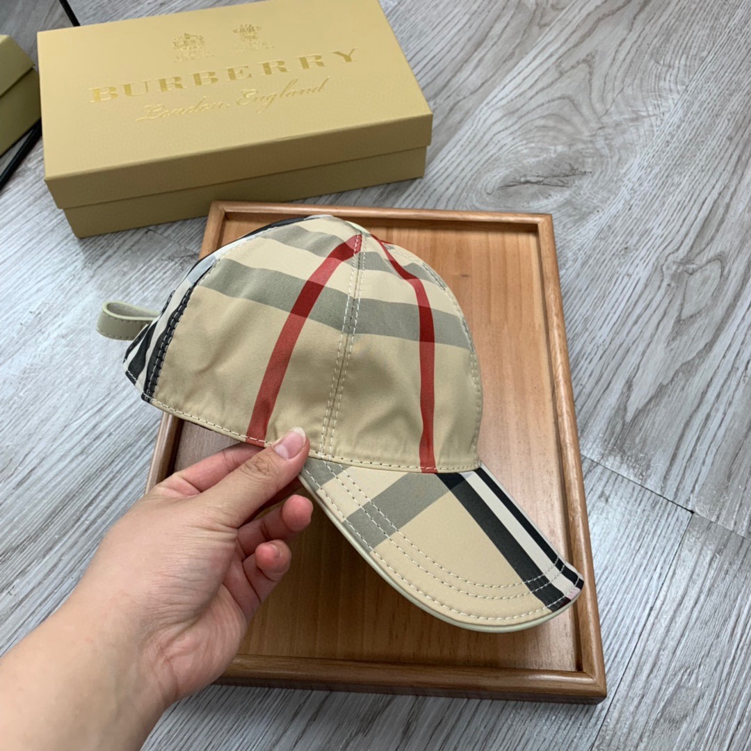 Burberry Vintage Check And Icon Stripe Baseball Cap - DesignerGu