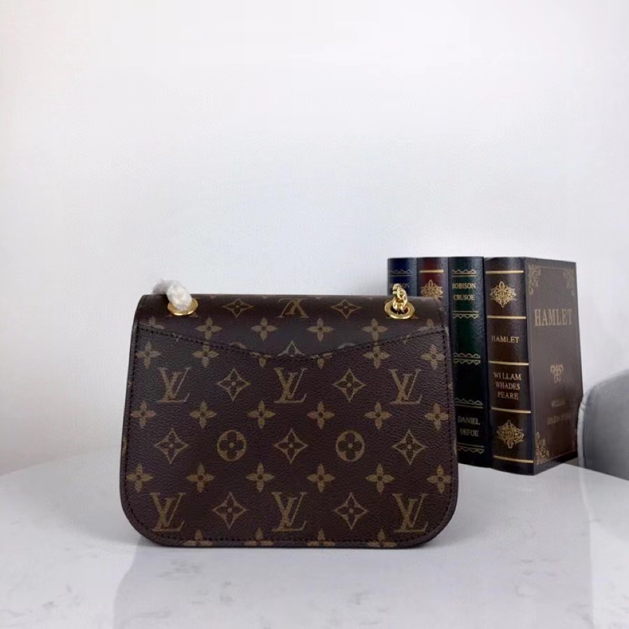 Louis Vuitton Passy Shoulder Bag(24-17-13CM) - 