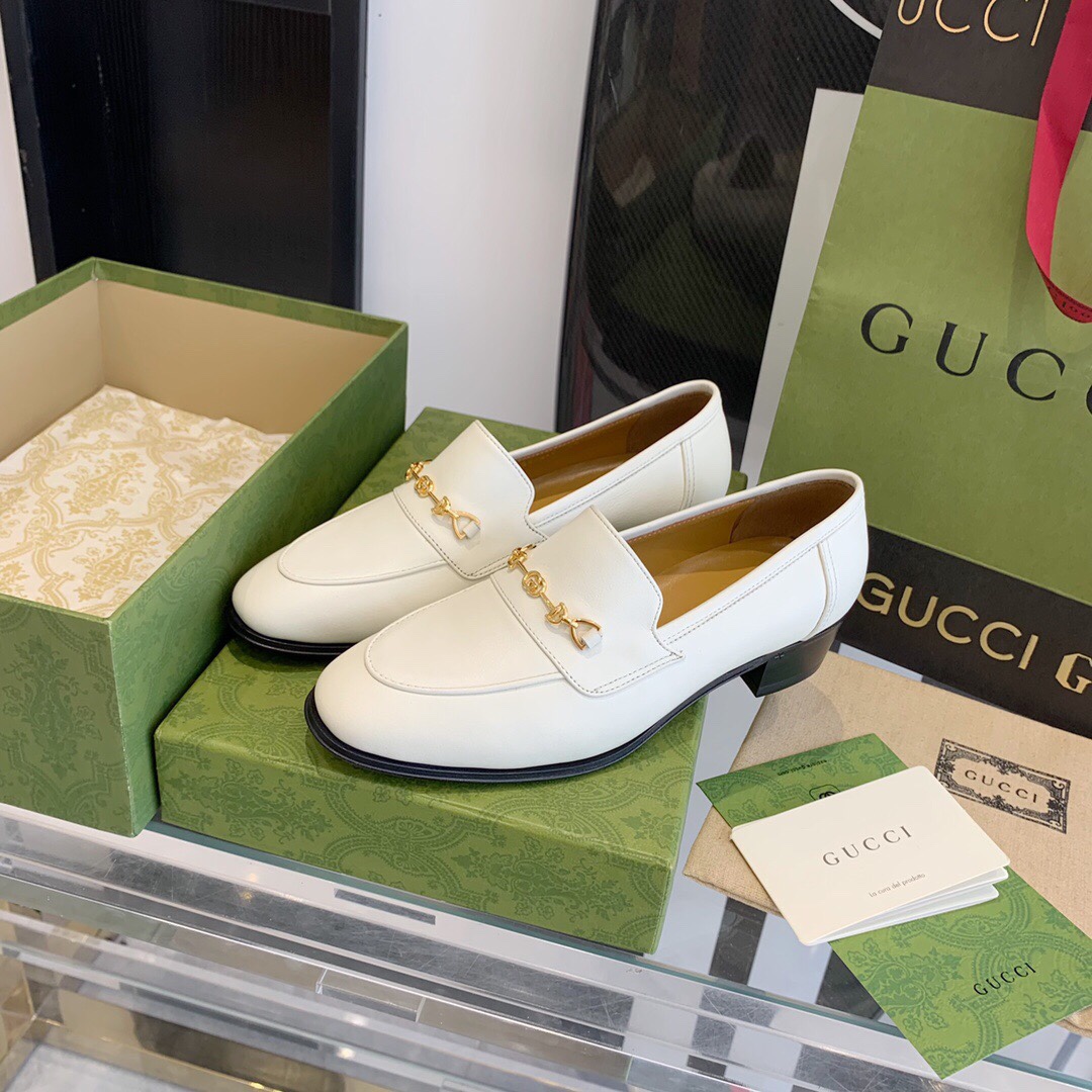 Gucci Women's Loafer With Horsebit - DesignerGu