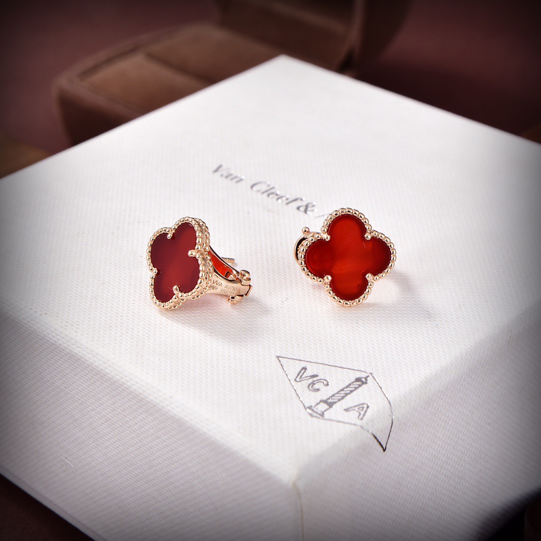 Van Cleef & Arpels Vintage Alhambra Earrings - 