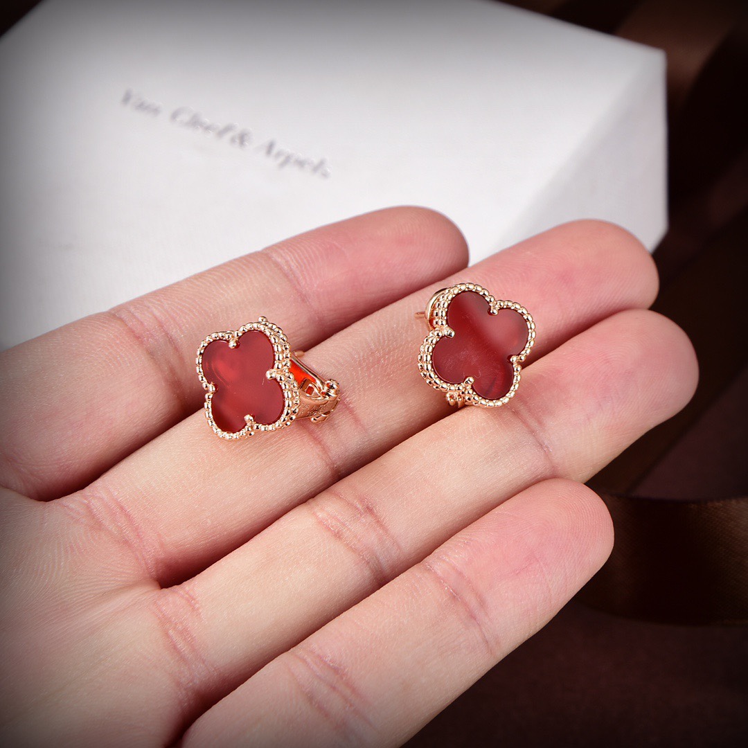 Van Cleef & Arpels Vintage Alhambra Earrings - 