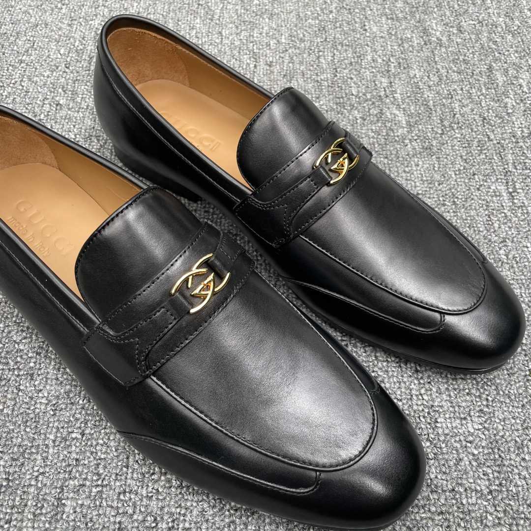 Gucci Men's Loafer With Interlocking G(Upon UK Size) - 