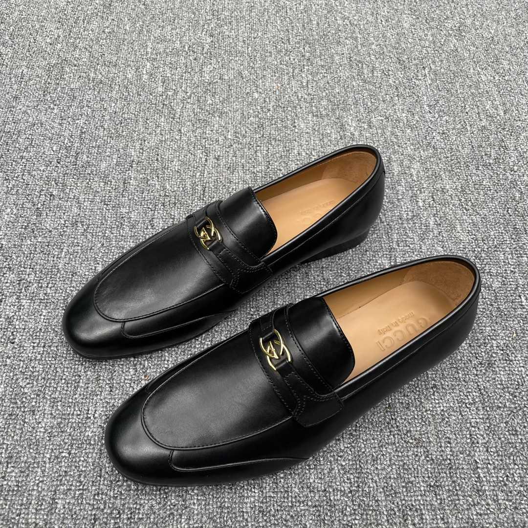 Gucci Men's Loafer With Interlocking G(Upon UK Size) - 