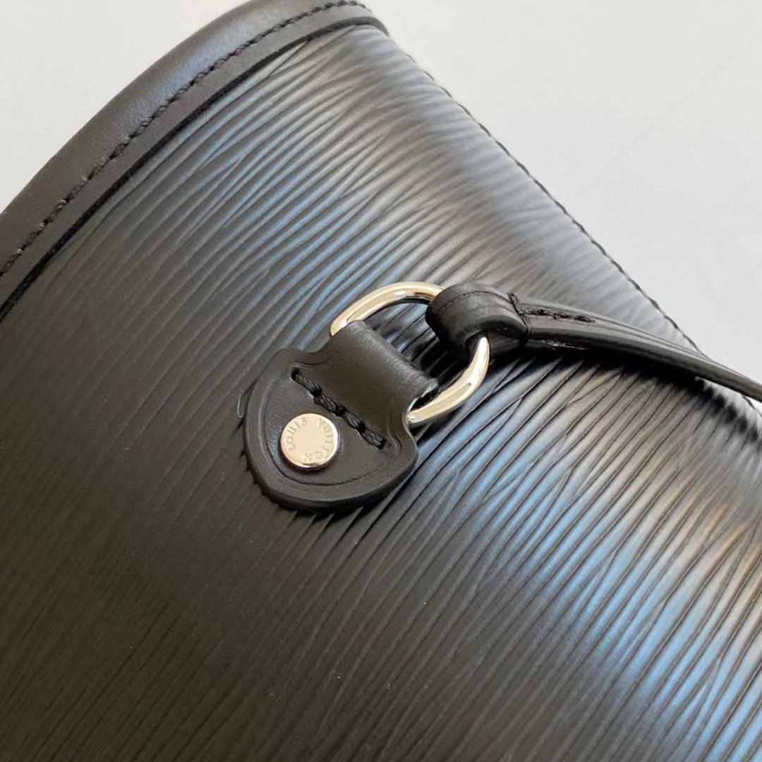 Louis Vuitton MM Epi Leather Handbag(31-28.5-17cm)     M40932 - 