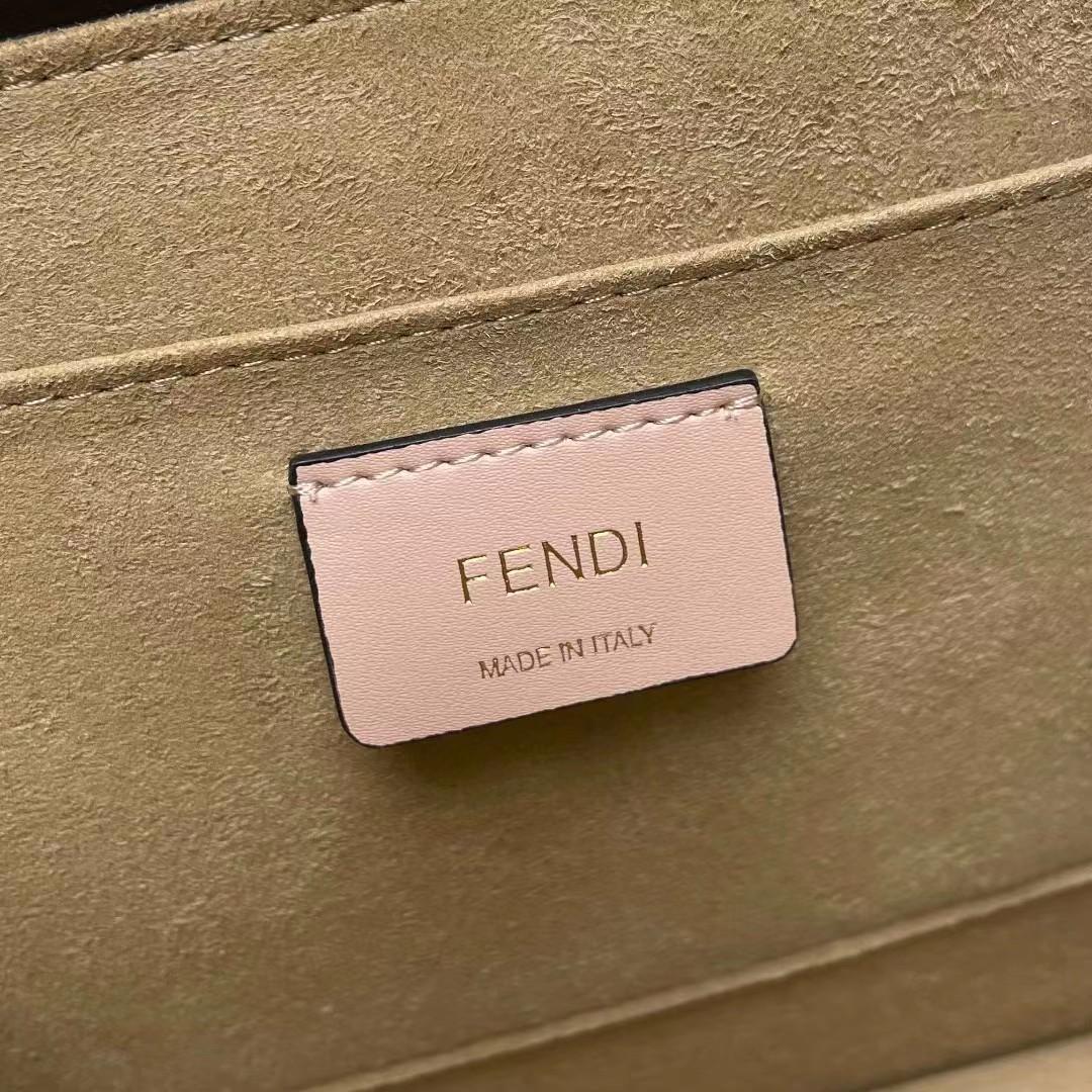 Fendi Kan I Black Leather Bag (25-17-10cm)   - 