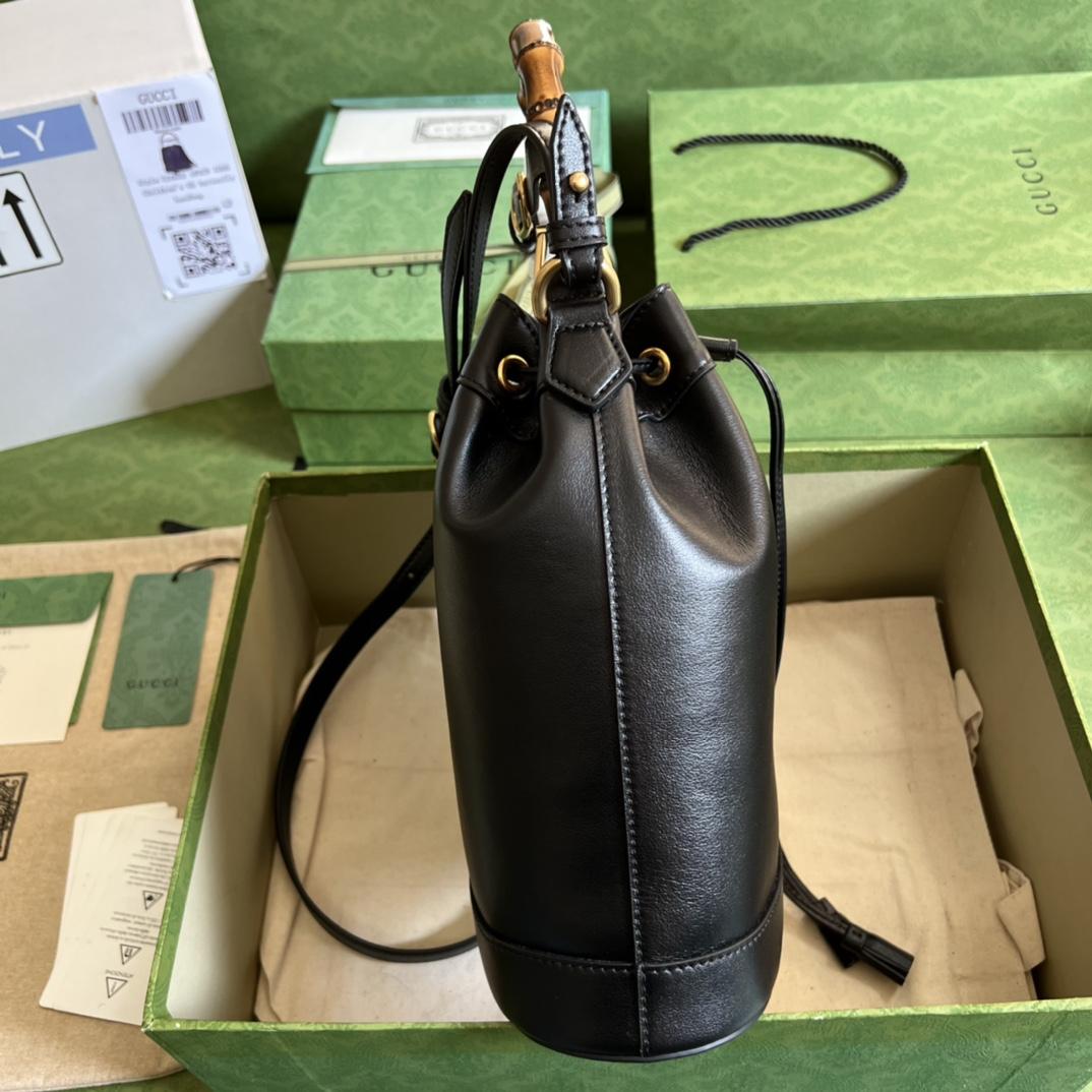 Gucci Diana Small Bucket Bag (23.5-38-10.5cm) - 