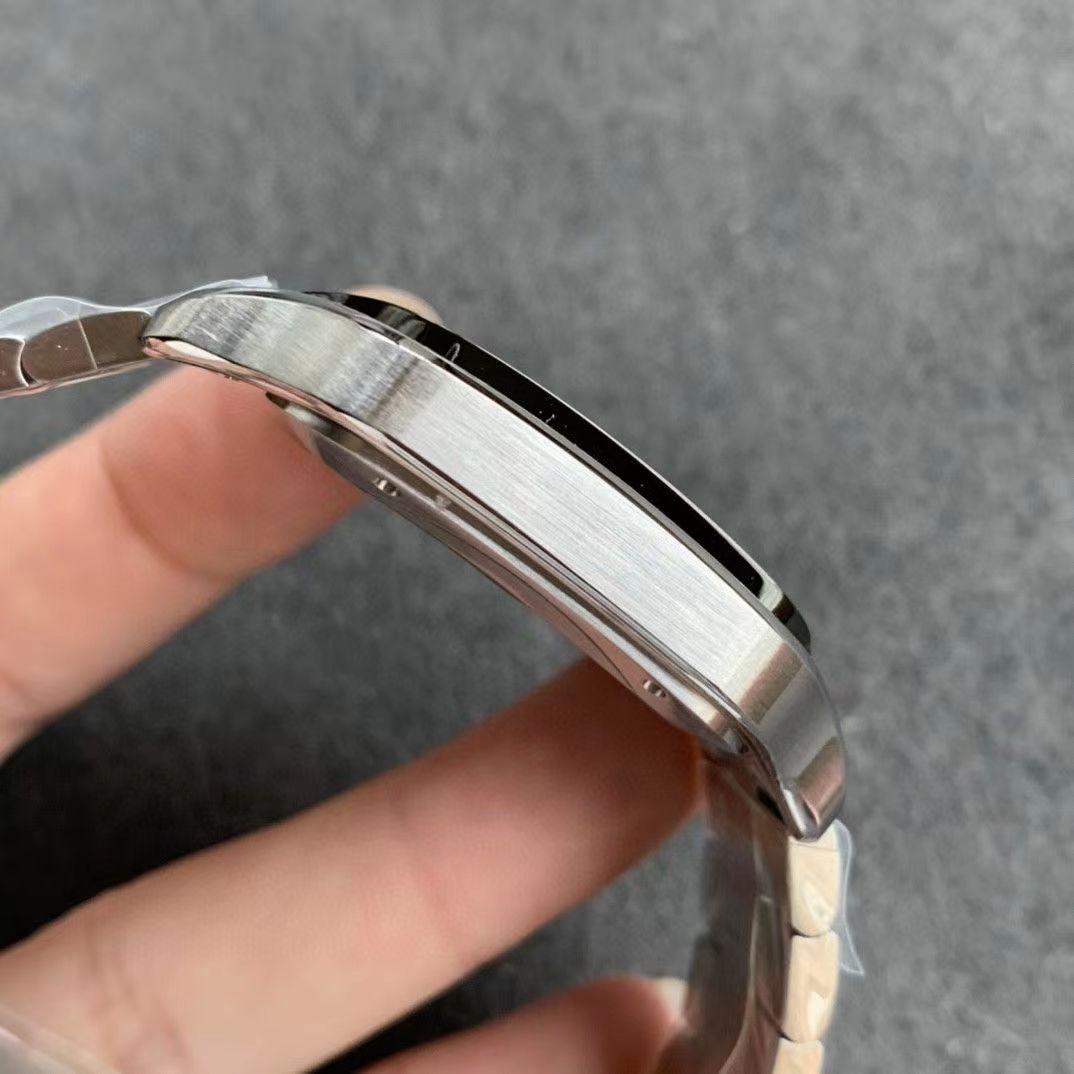 Cartier Watch   - 