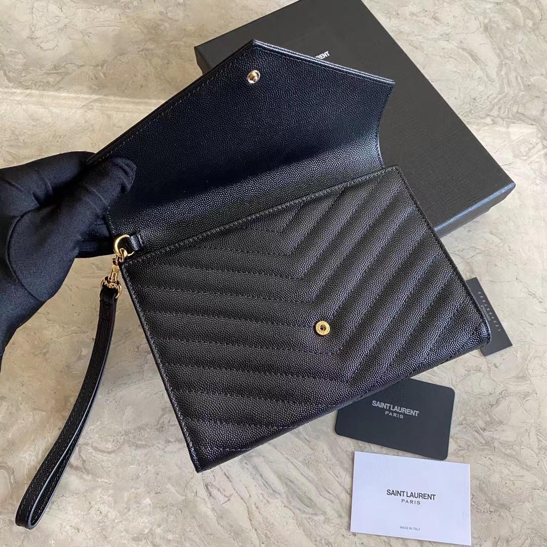 Saint Laurent Monogramme Quilted Textured-Leather Pouch(21-16-3CM) - 
