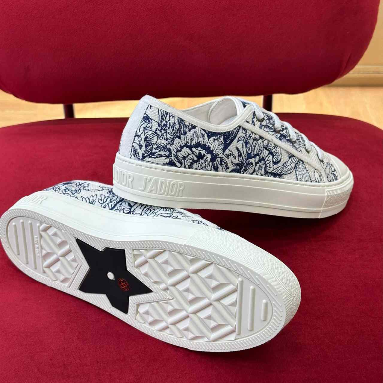 Dior Walk'n'Dior Sneaker  - 