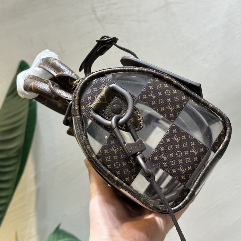 Louis Vuitton Keepall Bandoulière 25       M20872 - 