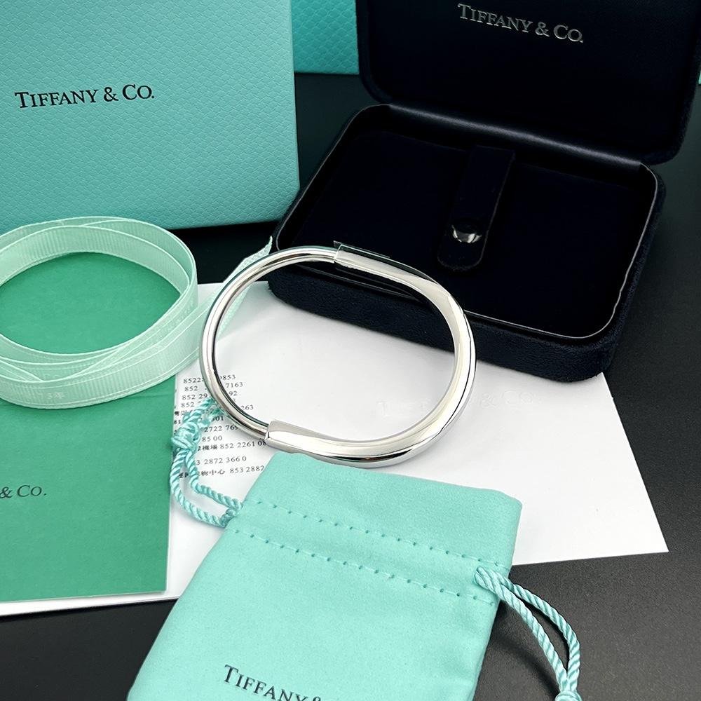 Tiffany&CO Lock Bangle In White Gold - 