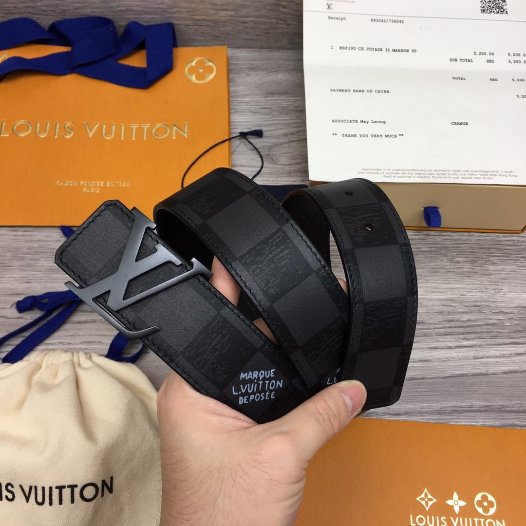 Louis Vuitton Reversible Belt  40mm - 