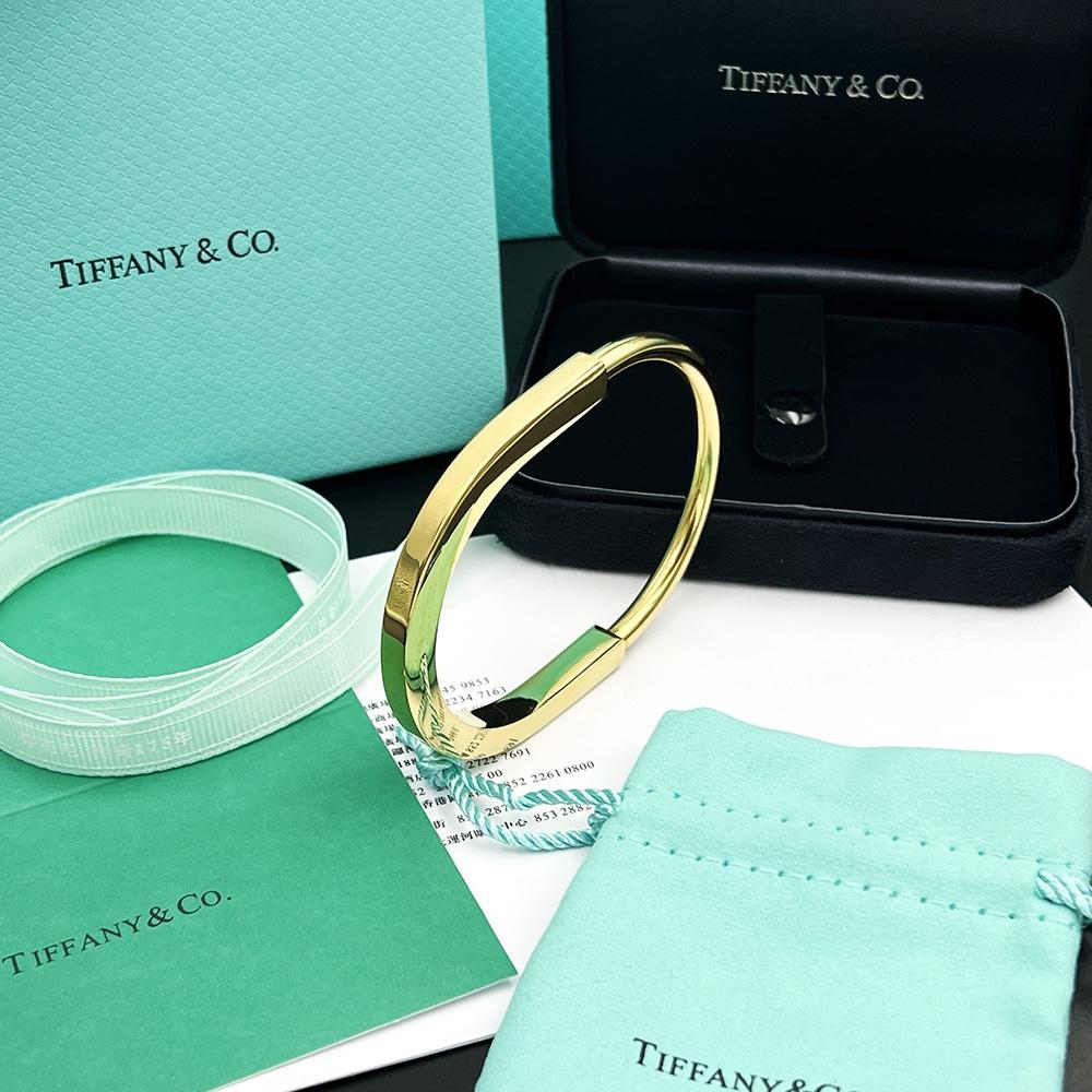 Tiffany&CO Lock Bangle In Yellow Gold - 