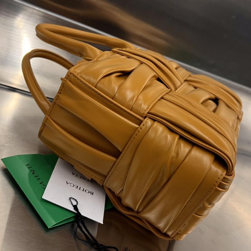 Bottega Veneta Mini Arco Tote Bag - 
