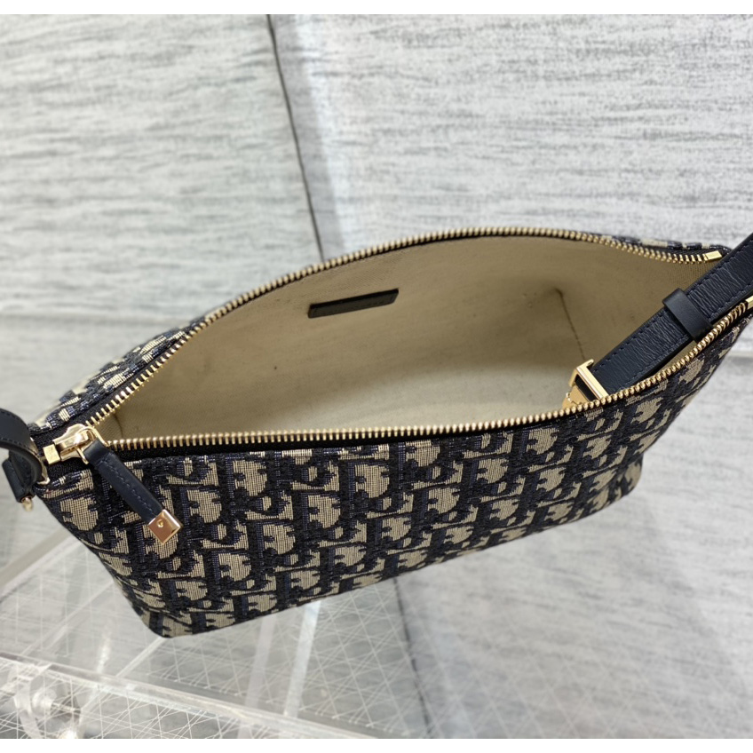 Dior Medium Diortravel Nomad Pouch - 