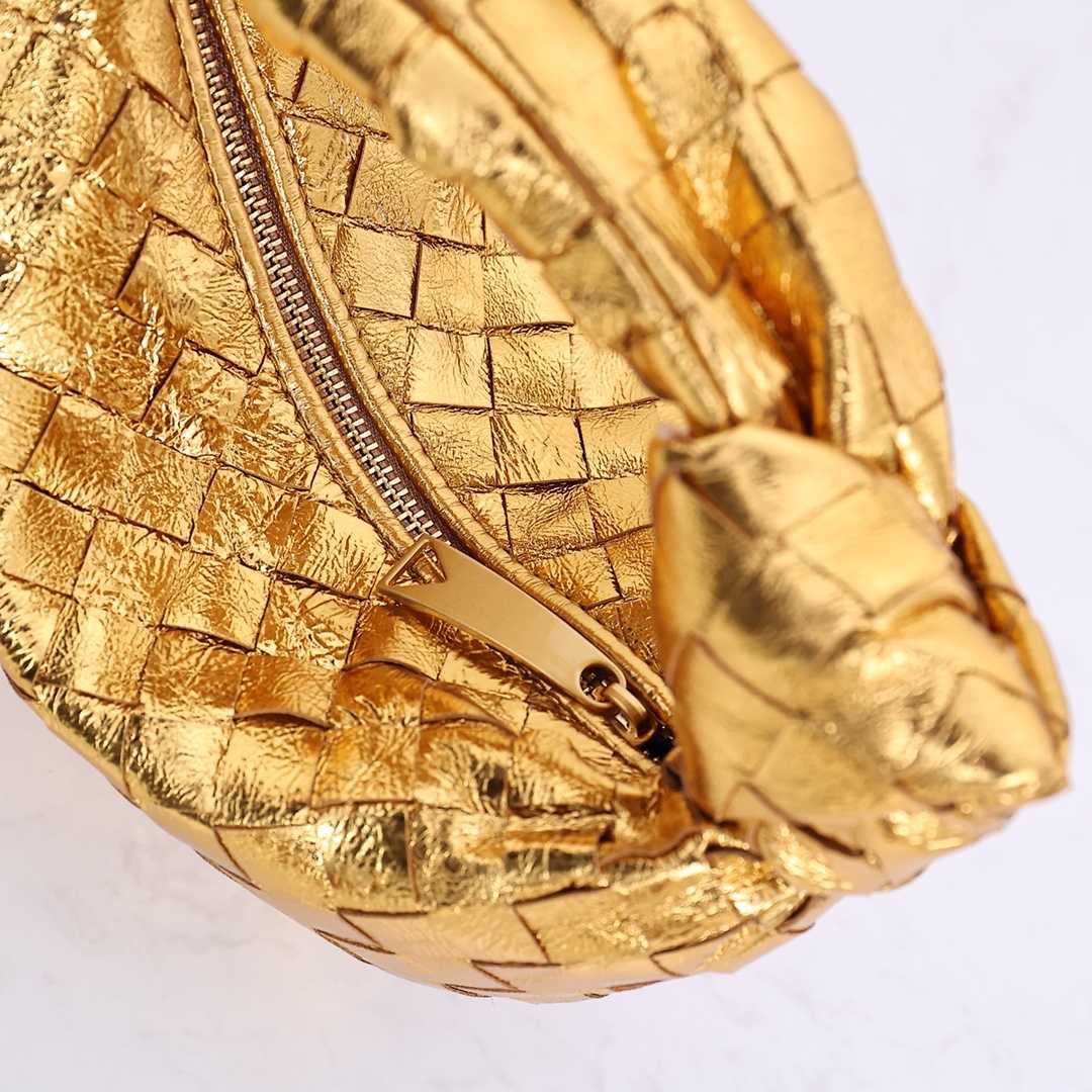 Bottega Veneta Mini Jodie - DesignerGu