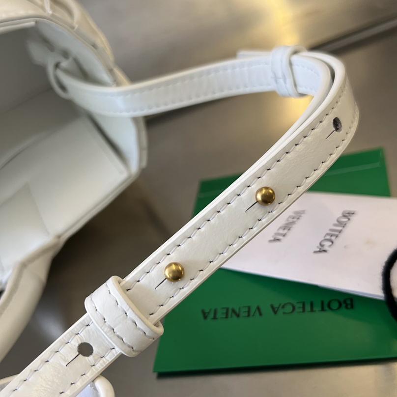 Bottega Veneta Mini Arco Tote Bag - 