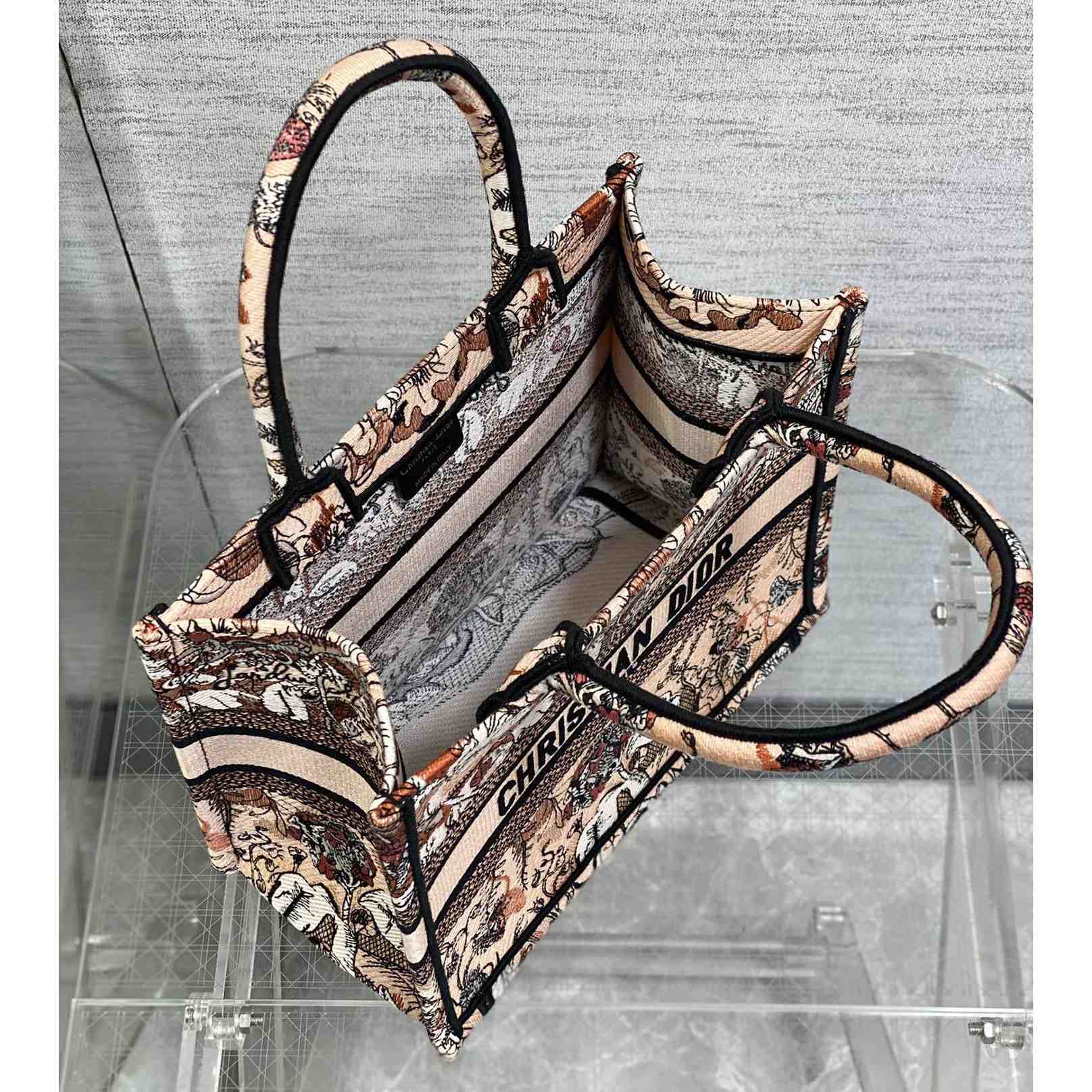 Dior Small Dior Book Tote - DesignerGu