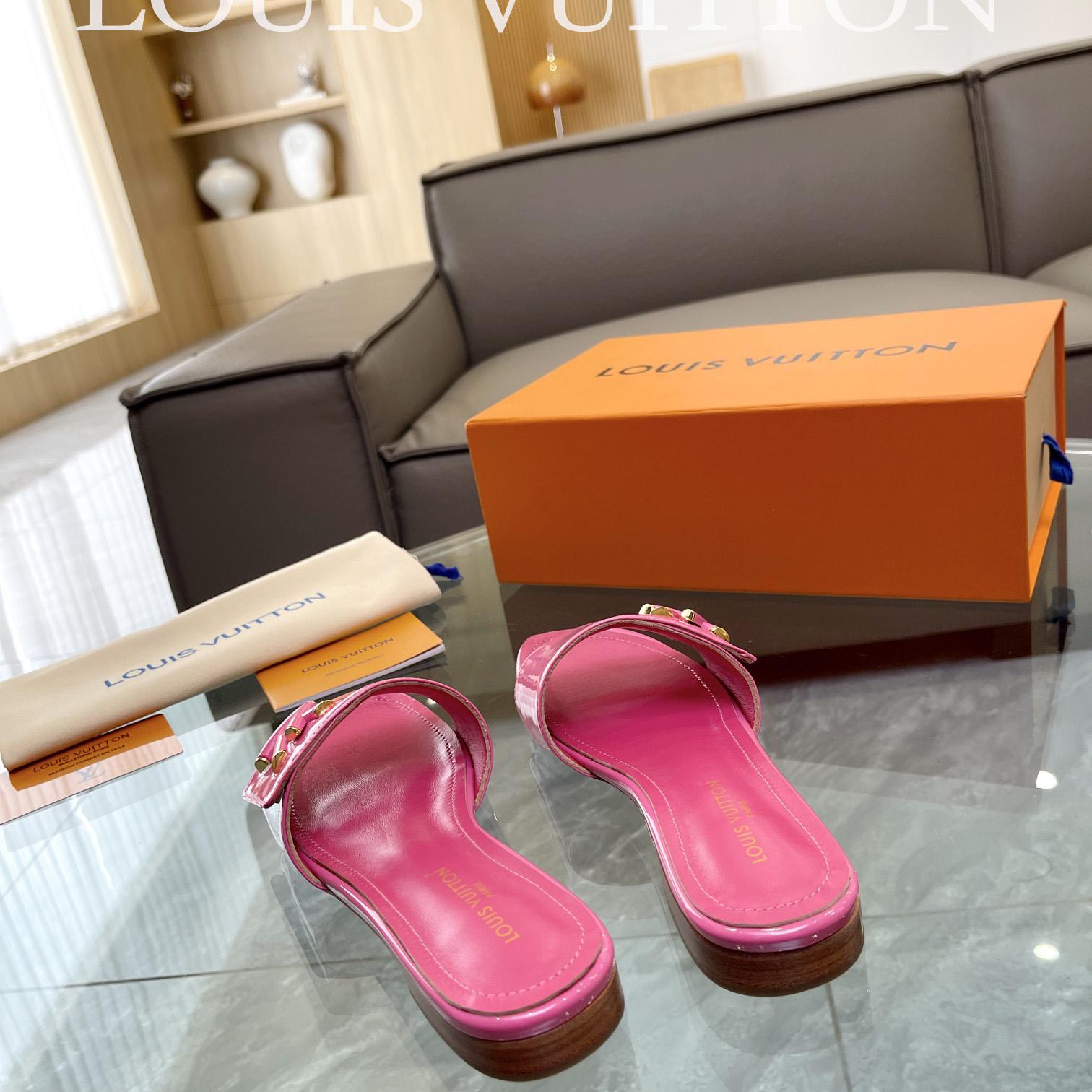 Louis Vuitton Shake Flat Mule       - 