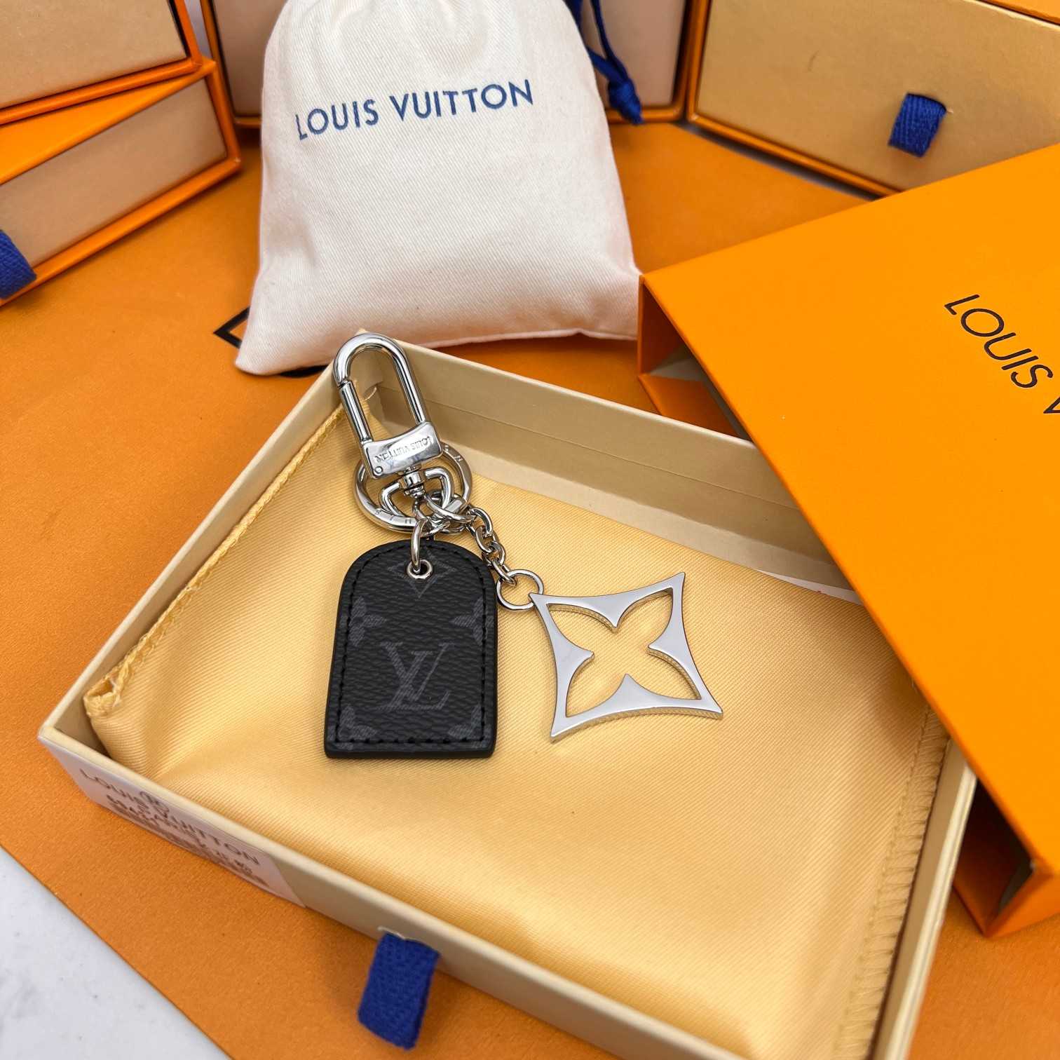 Louis Vuitton LV For You And Me Bag Charm & Key Holder   M00834 - 