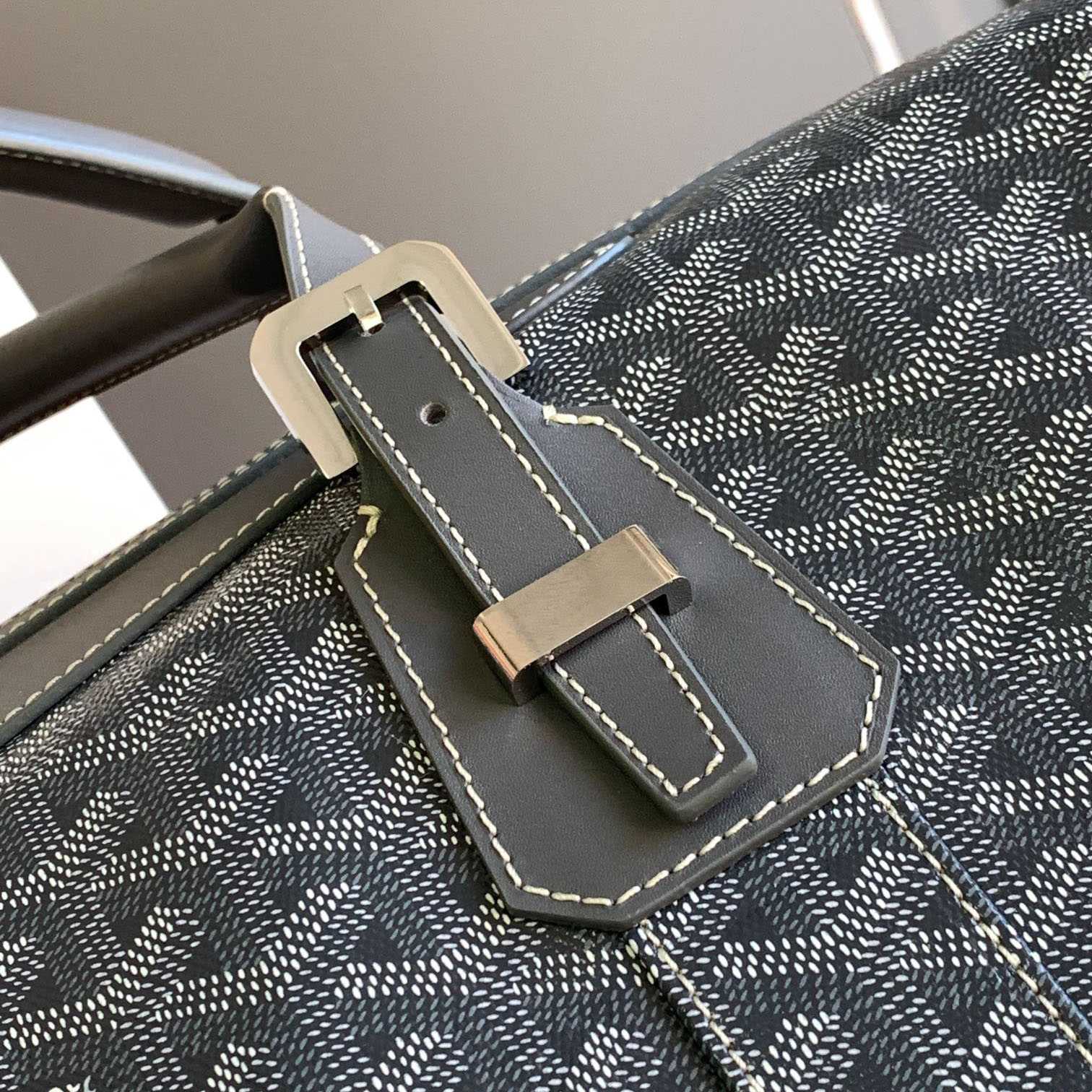Goyard Travel 55 Bag - 