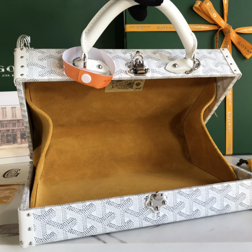 Goyard Grand Hôtel Trunk Bag  - 