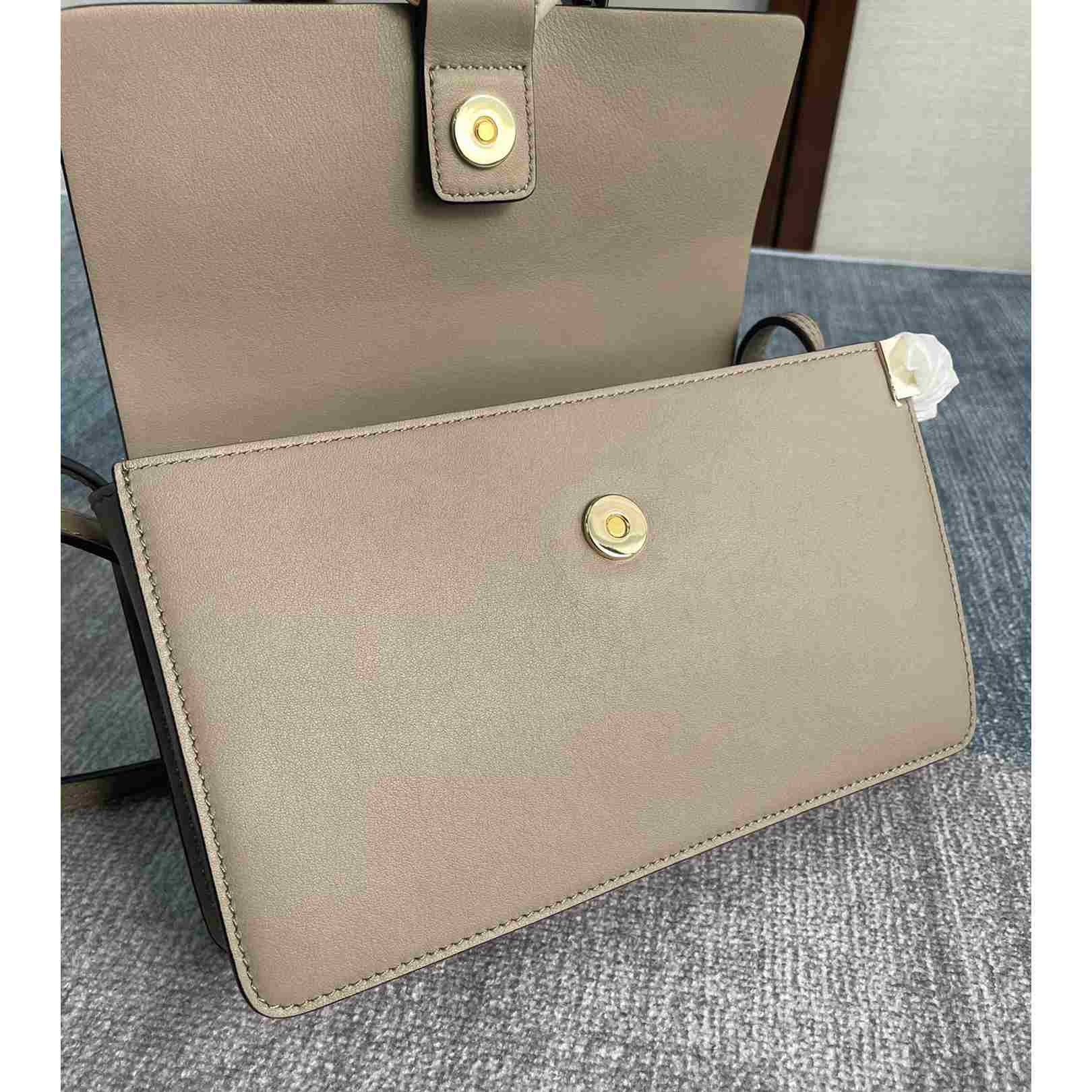 Chloe Faye Wallet On Strap(24-15-7cm) - 