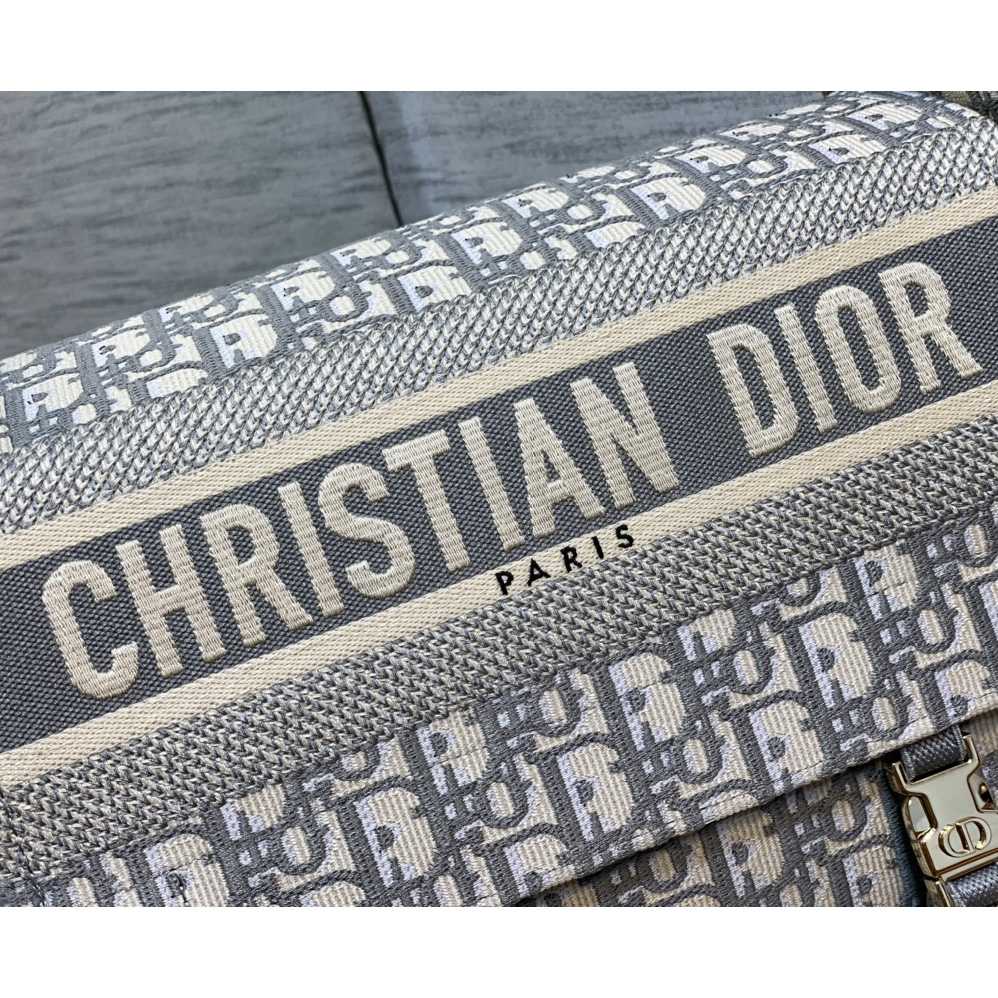 Dior Medium Diorcamp Bag  - 