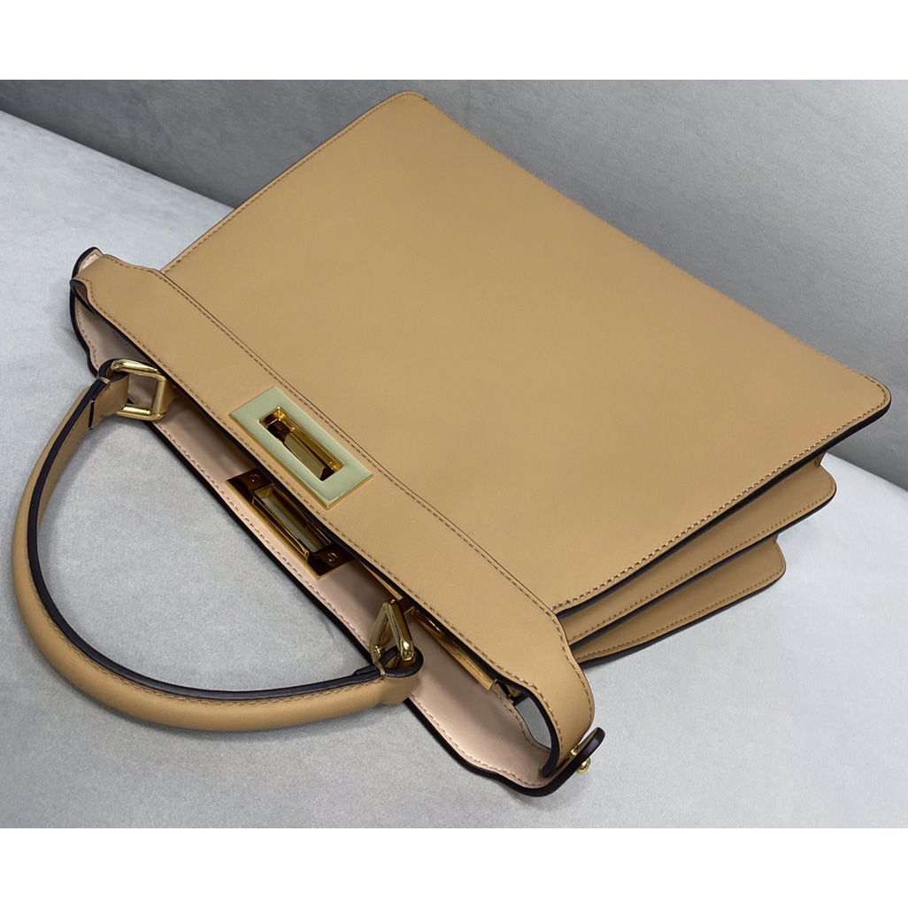 Fendi Peekaboo Iseeu Medium Beige Leather Bag - 
