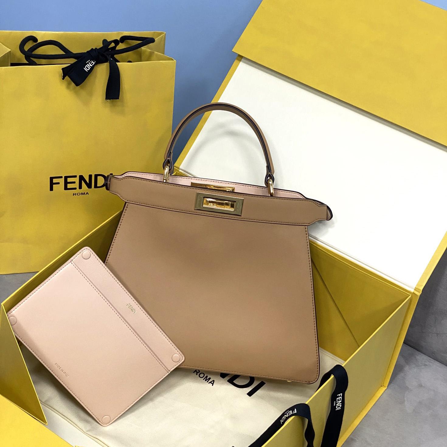 Fendi Peekaboo Iseeu Medium Beige Leather Bag - 