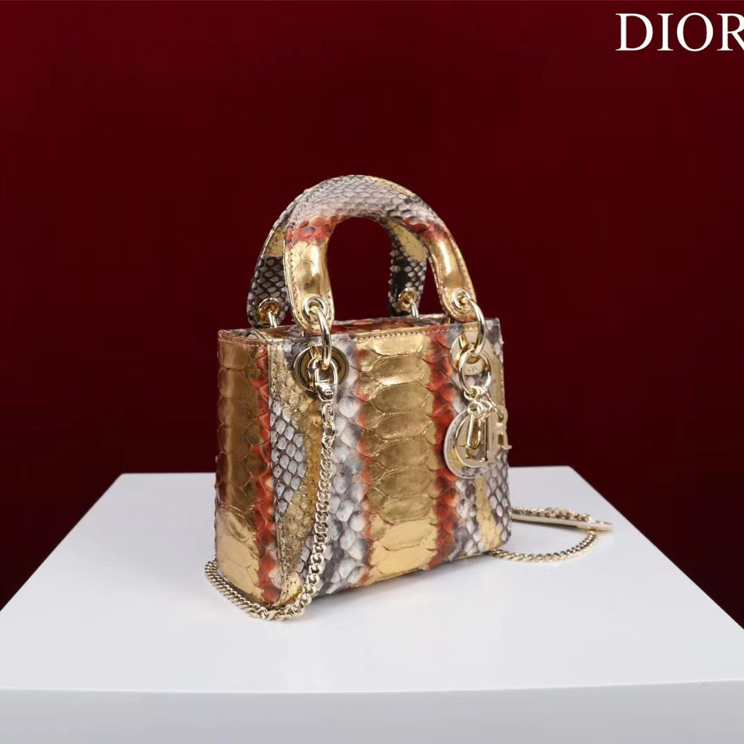 Dior Lady Dior Bag (17-15-7 cm) - 