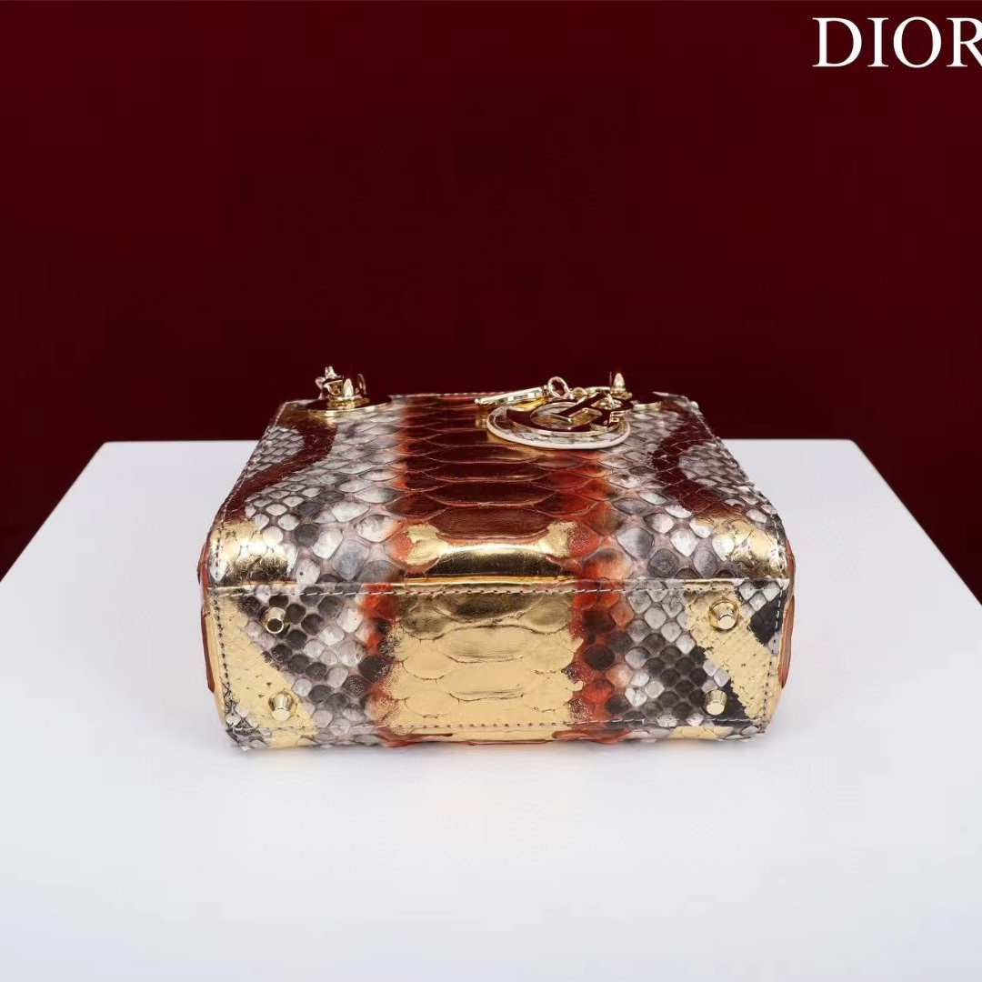 Dior Lady Dior Bag (17-15-7 cm) - 