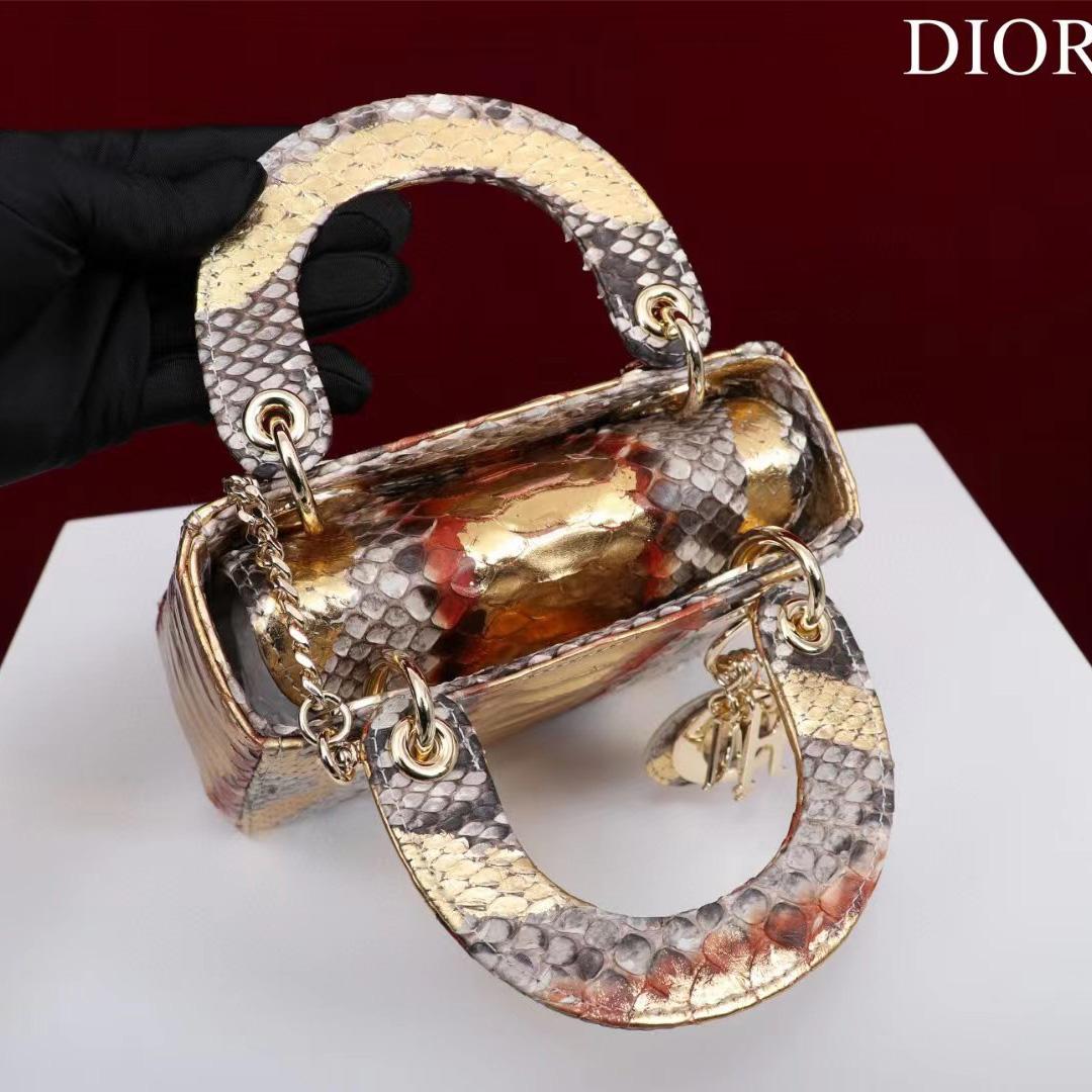 Dior Lady Dior Bag (17-15-7 cm) - 