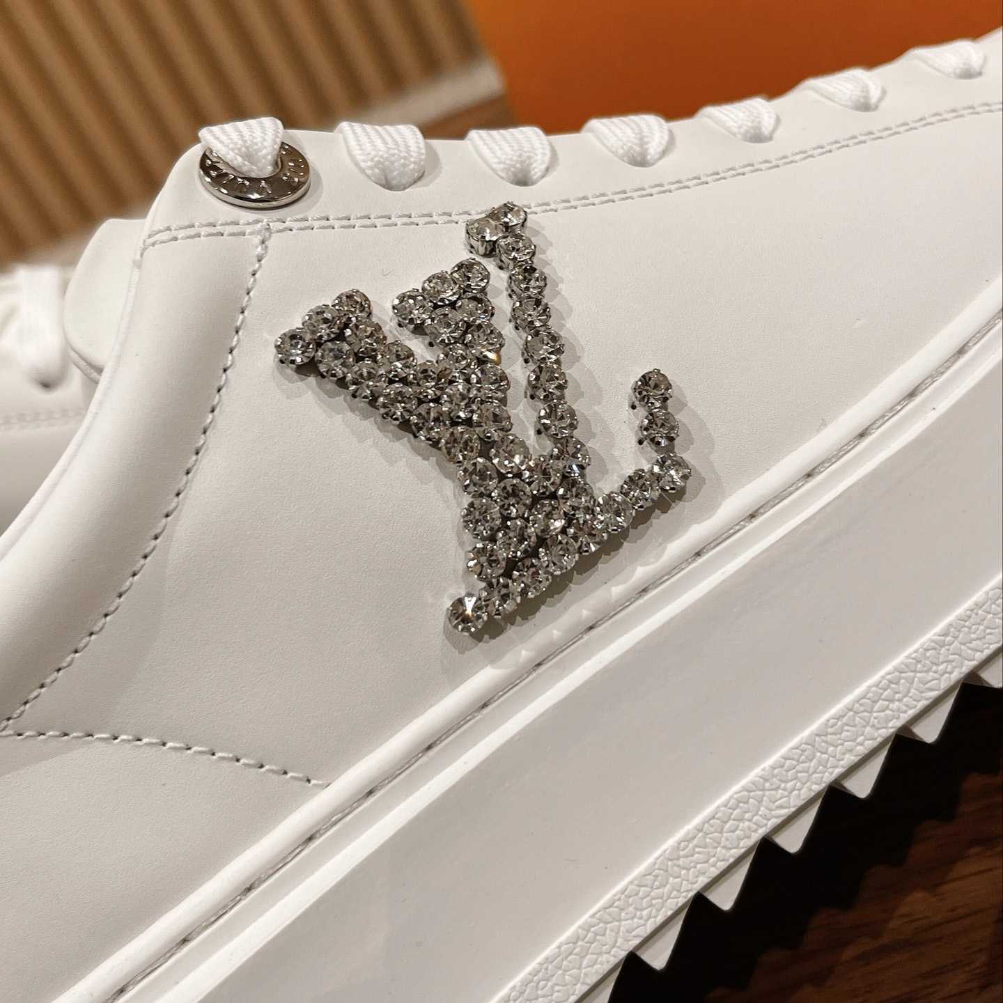 Louis Vuitton Time Out Sneaker (upon uk size)    1AAW10 - 