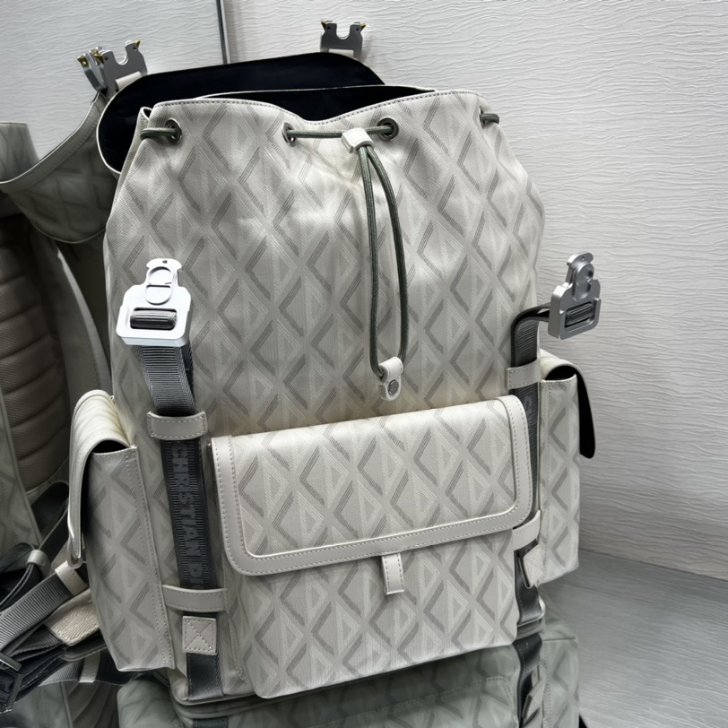 Dior Hit The Road Backpack(43-51-20cm)   - 