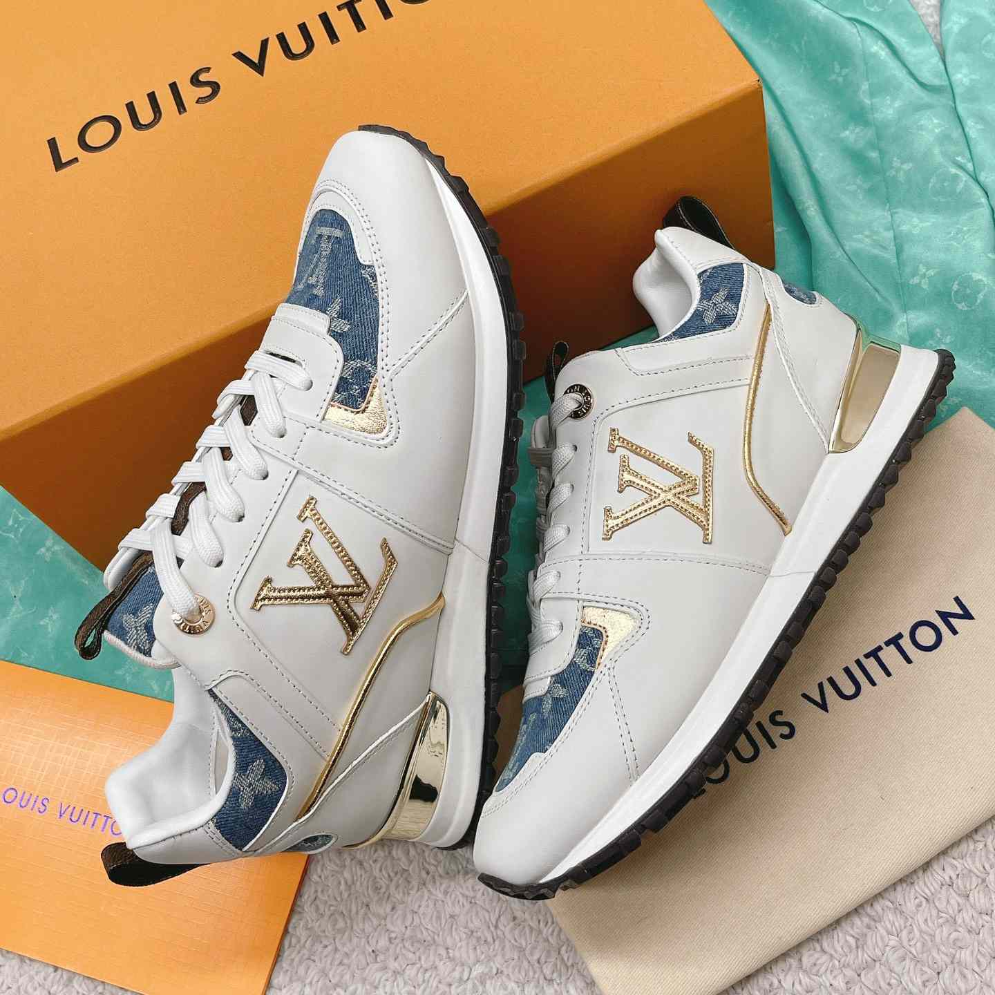 Louis Vuitton Run Away Sneaker   (upon uk size)   - 