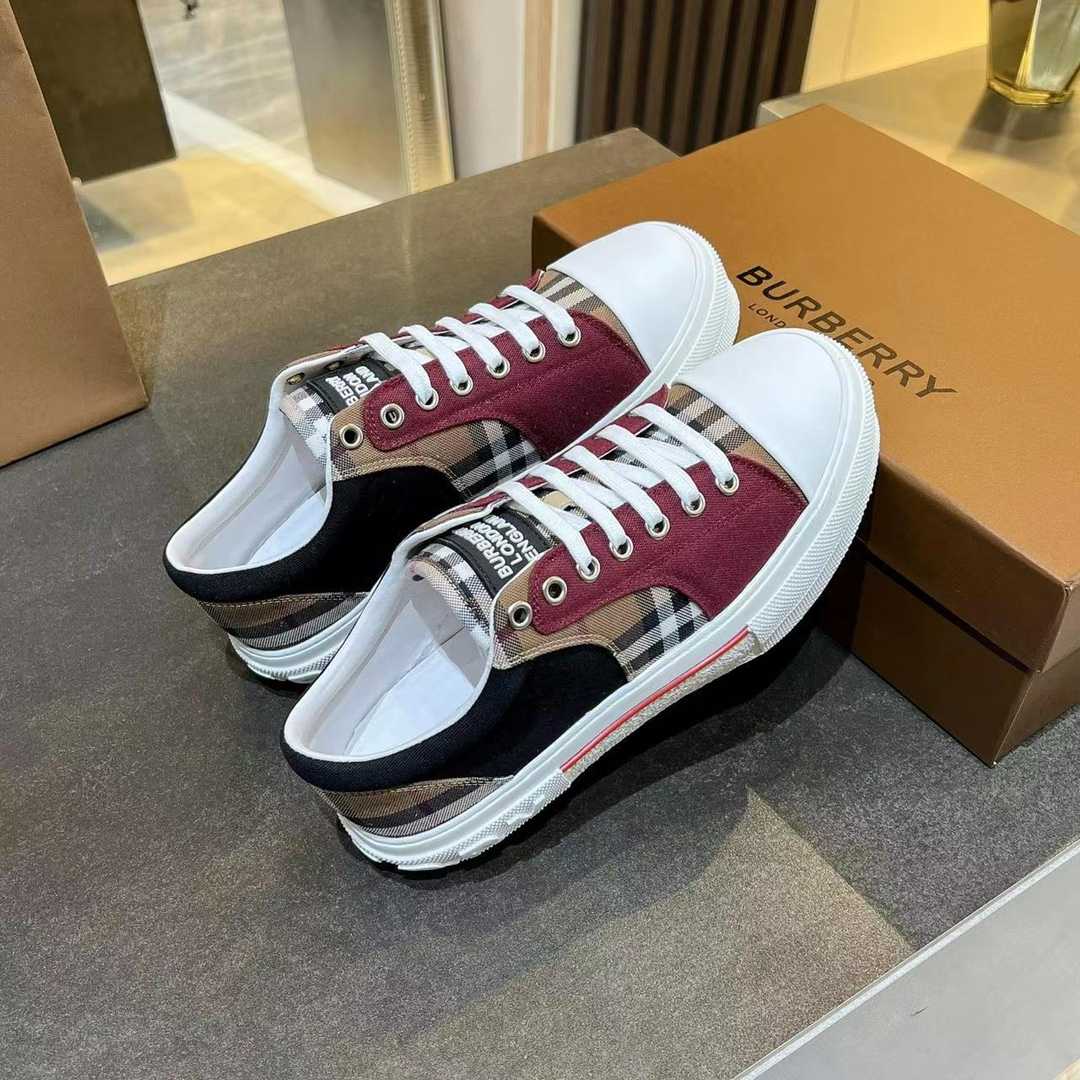 Burberry Kai Check Low-Top Sneakers - 