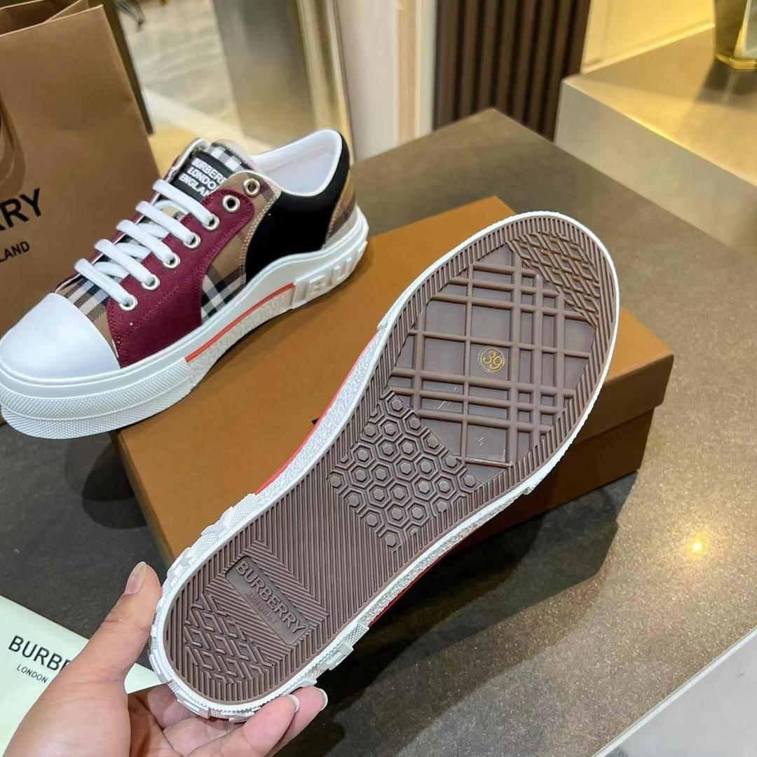 Burberry Kai Check Low-Top Sneakers - 
