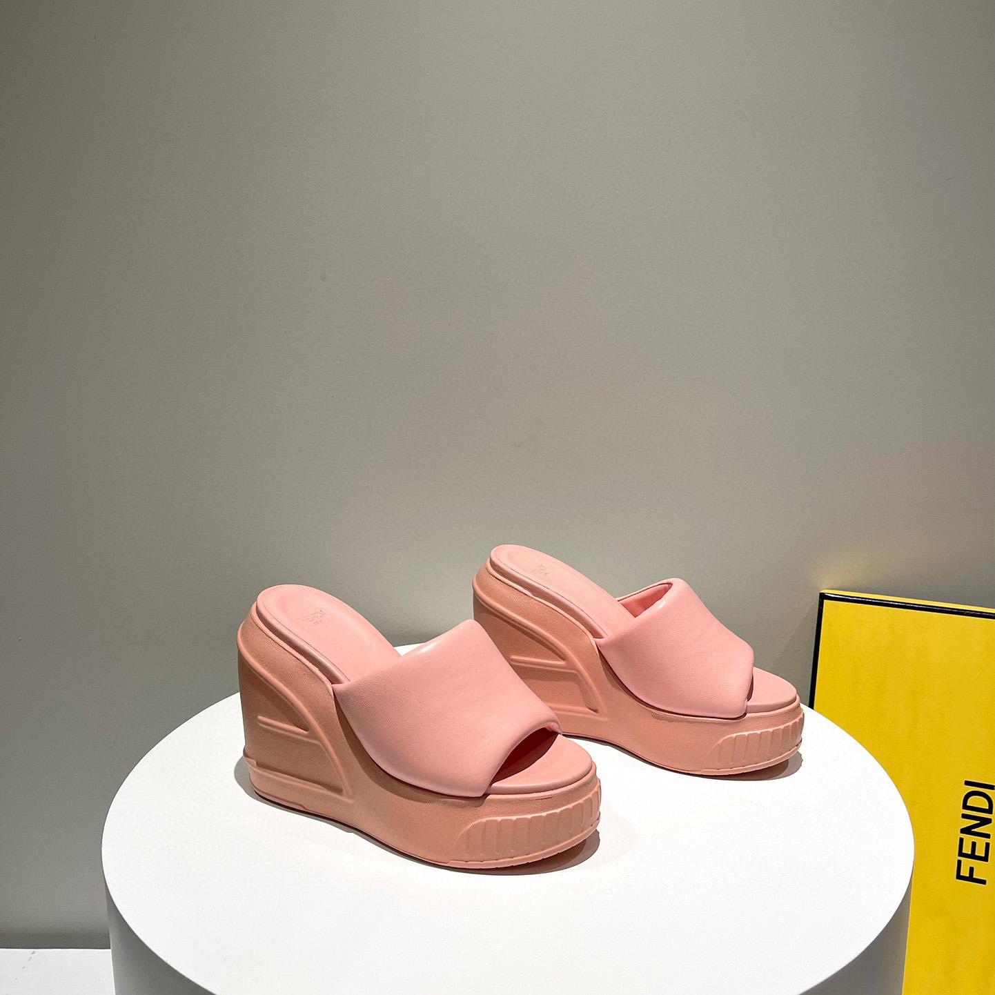 Fendi Fashion Show Pink Nappa Leather Slides - 